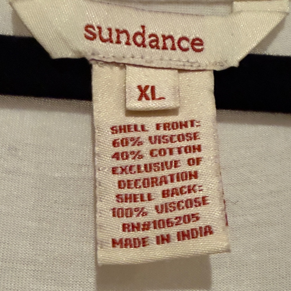 Sundance Women's Classic White Short Sleeve Top - Picture 3 of 4